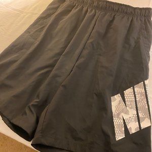 Nike Dri-Fit Short Black Mens Medium NIKE Swoosh